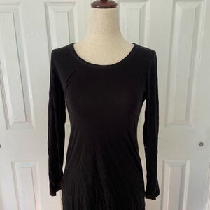 🖤 White House Black Market Black Stretch Top 🖤